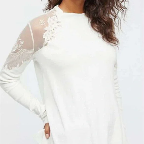 NWT Free People Daniella White Lace-Shoulder Long Sleeve Women's Top - Picture 2 of 9